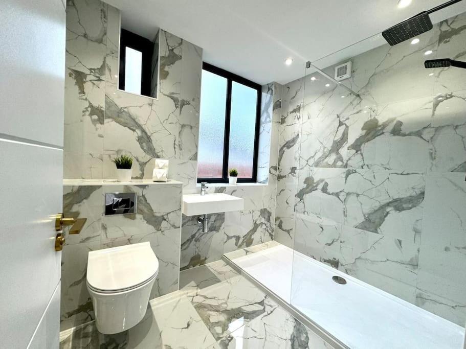 3Br Westbourne Delight - Near Beach & Bournemouth! Exterior foto